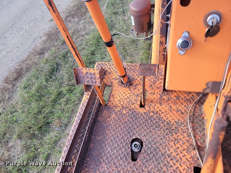 image for item JG9790 (2) chip spreaders