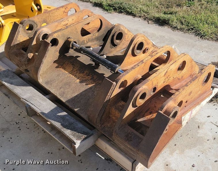 image for item JG9793 Hydraulic quick attach plate