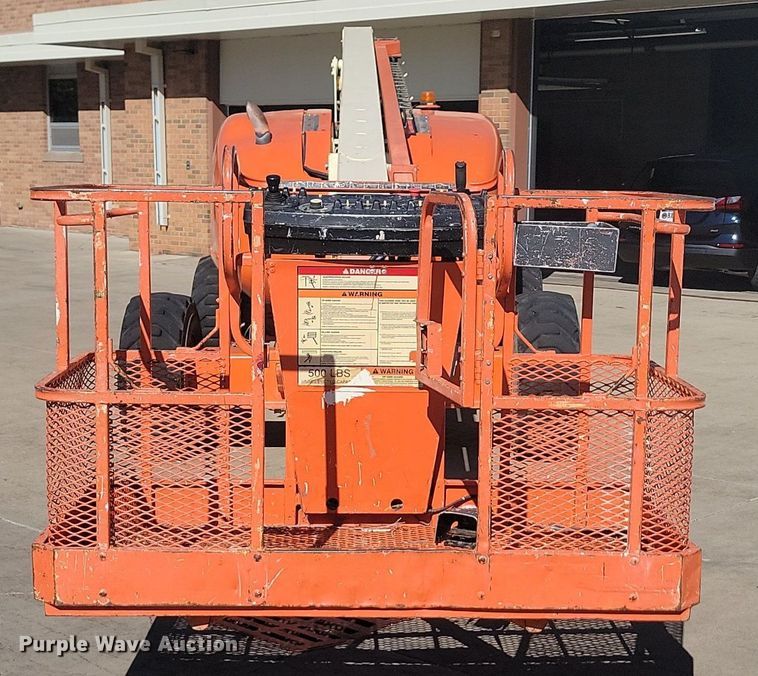 image for item JW9580 1996 JLG 600A  boom lift