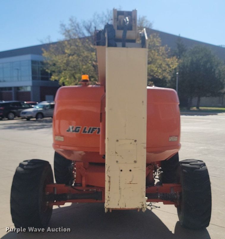 image for item JW9580 1996 JLG 600A  boom lift