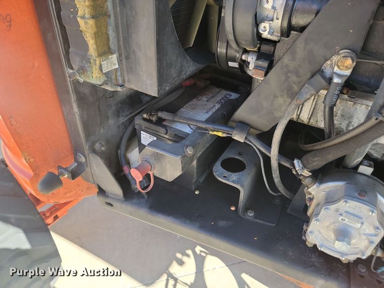 image for item JW9580 1996 JLG 600A  boom lift