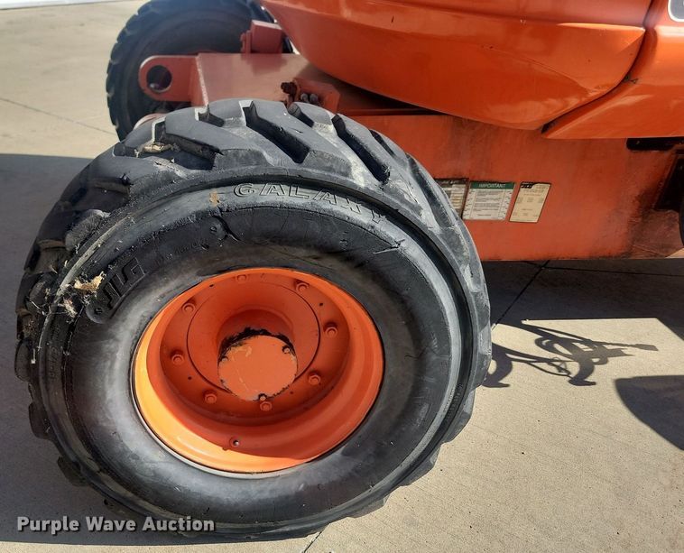 image for item JW9580 1996 JLG 600A  boom lift