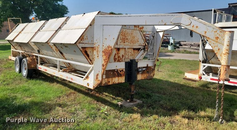 image for item JW9593 1996 Cor-tech  refuse trailer