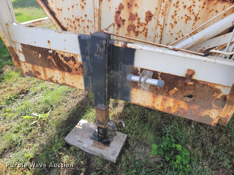 image for item JW9593 1996 Cor-tech  refuse trailer