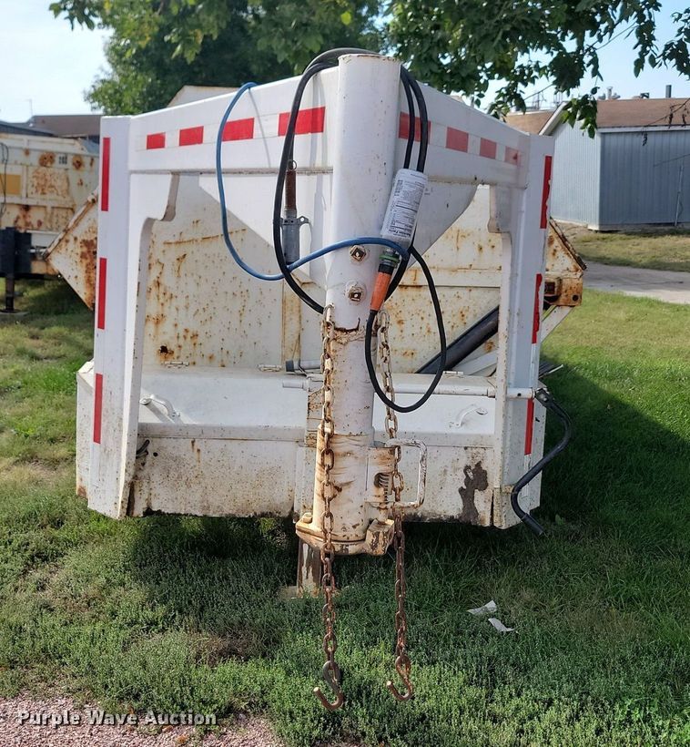 image for item JW9594 2002 Cor-tech  refuse trailer