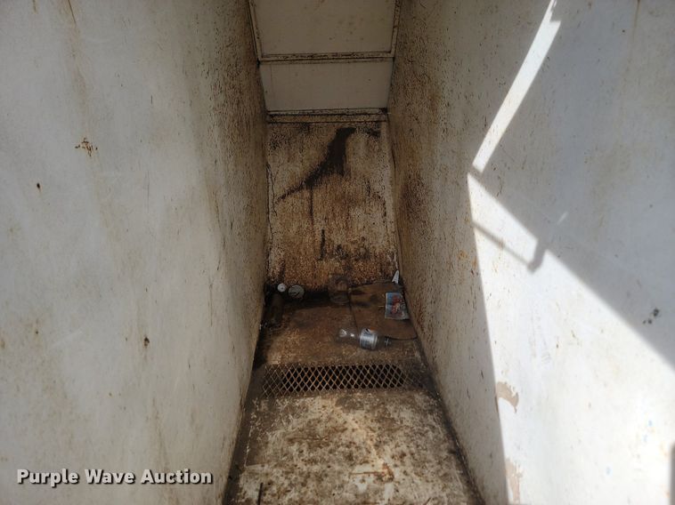 image for item JW9594 2002 Cor-tech  refuse trailer