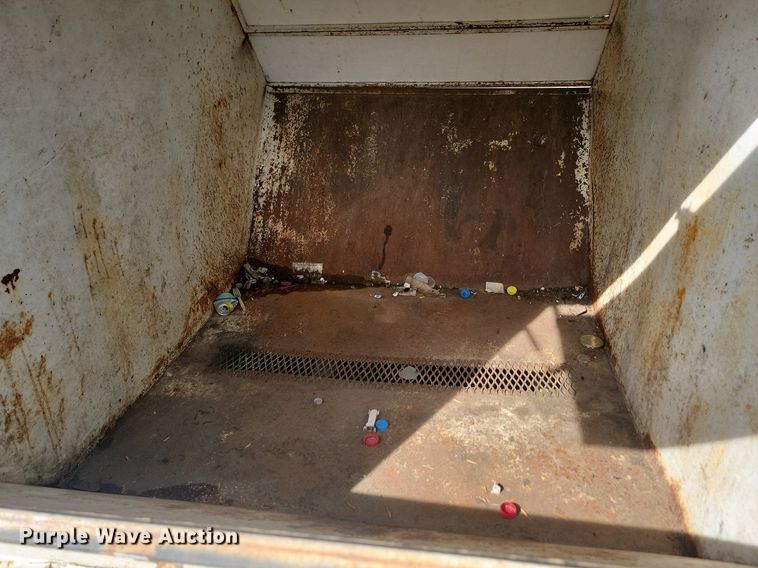 image for item JW9594 2002 Cor-tech  refuse trailer