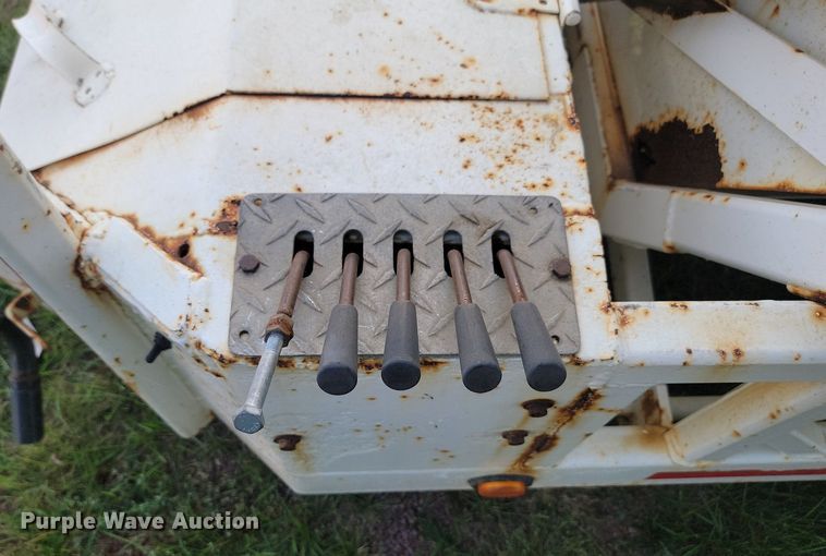 image for item JW9594 2002 Cor-tech  refuse trailer