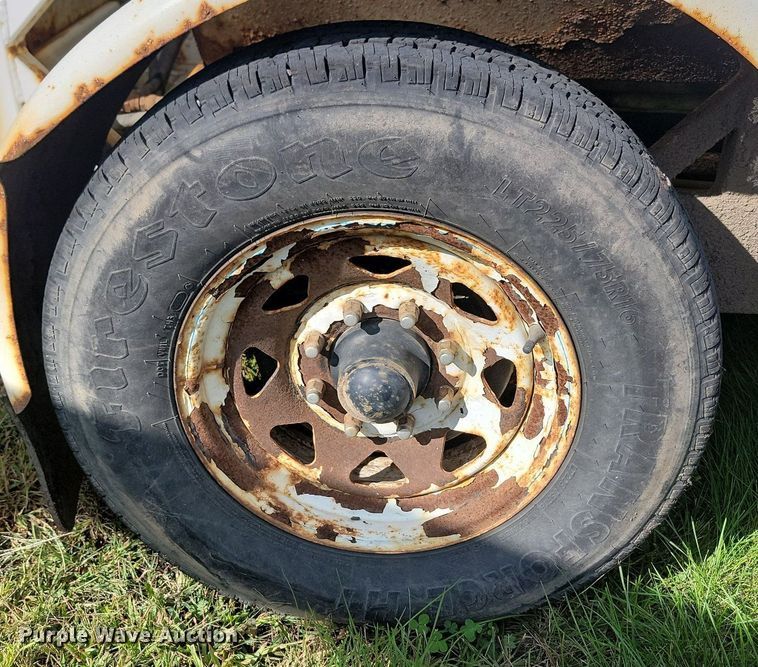 image for item JW9594 2002 Cor-tech  refuse trailer