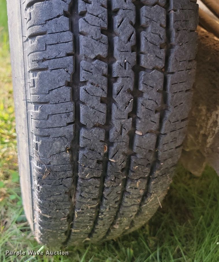 image for item JW9594 2002 Cor-tech  refuse trailer