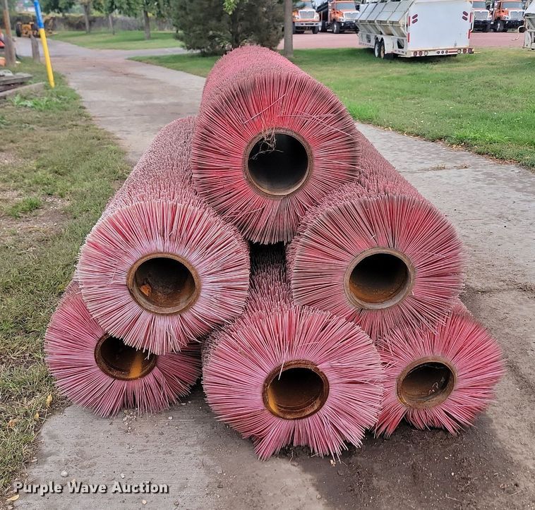 image for item JW9595 (6) 67" L brooms