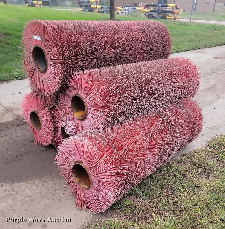 image for item JW9595 (6) 67" L brooms