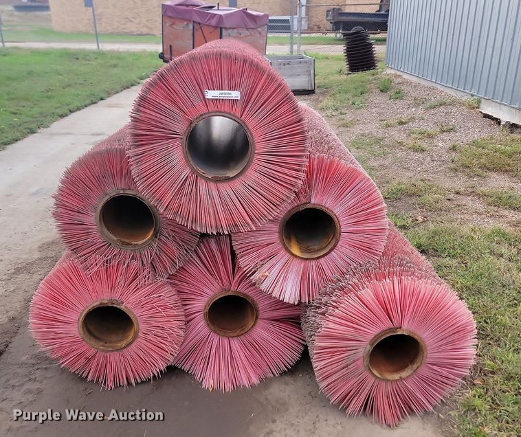 image for item JW9595 (6) 67" L brooms