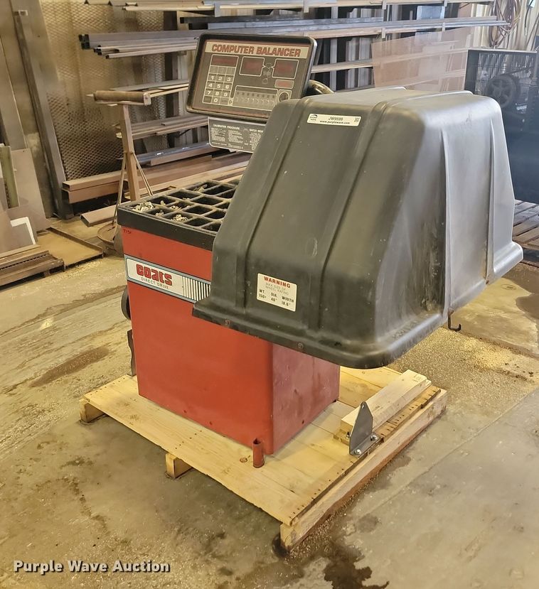 image for item JW9599 Coats 950  wheel balancer