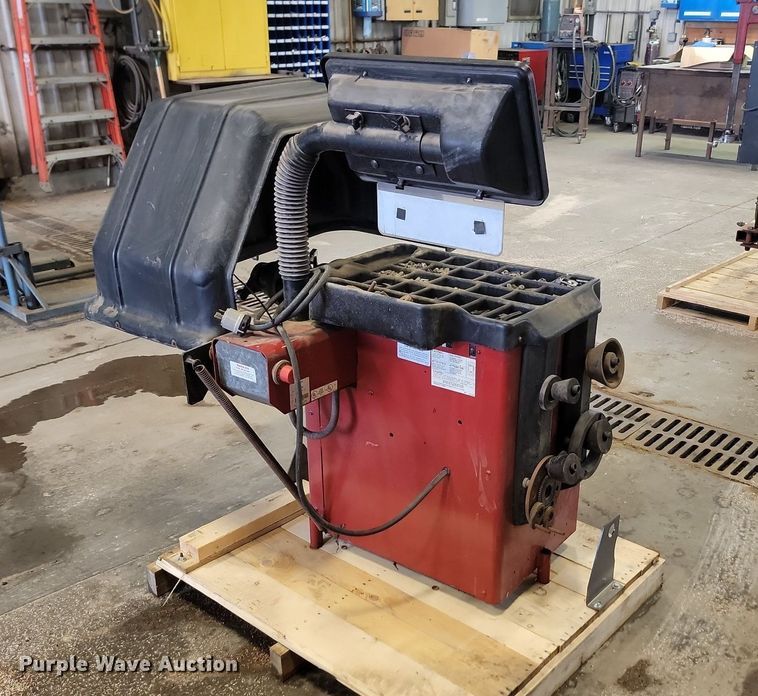 image for item JW9599 Coats 950  wheel balancer