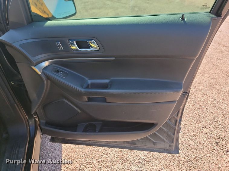 image for item JW9605 2015 Ford Explorer Police Interceptor  SUV