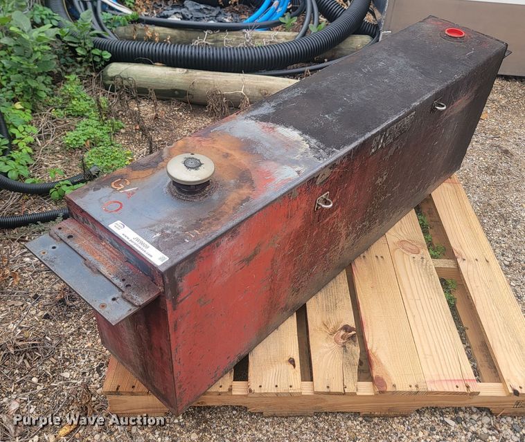 image for item JW9609 Fuel tank