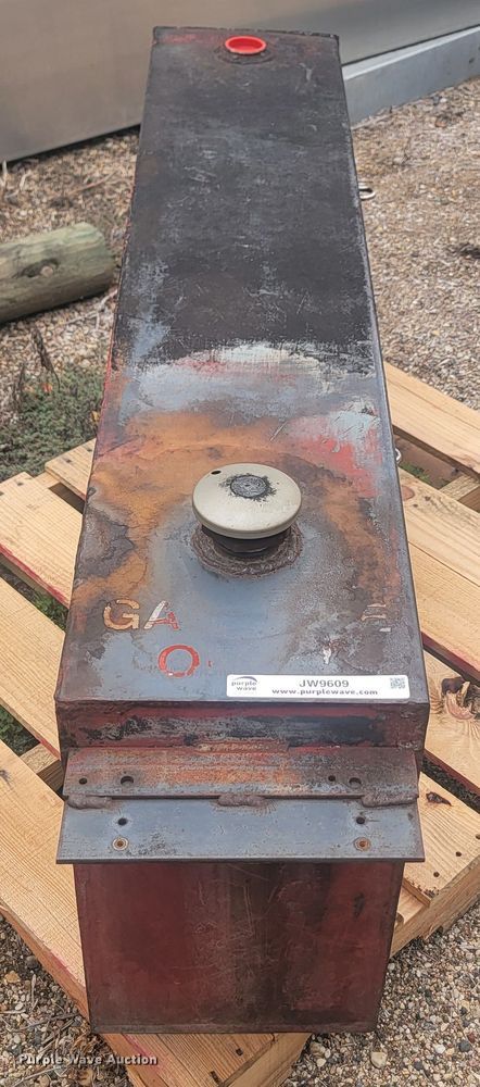 image for item JW9609 Fuel tank