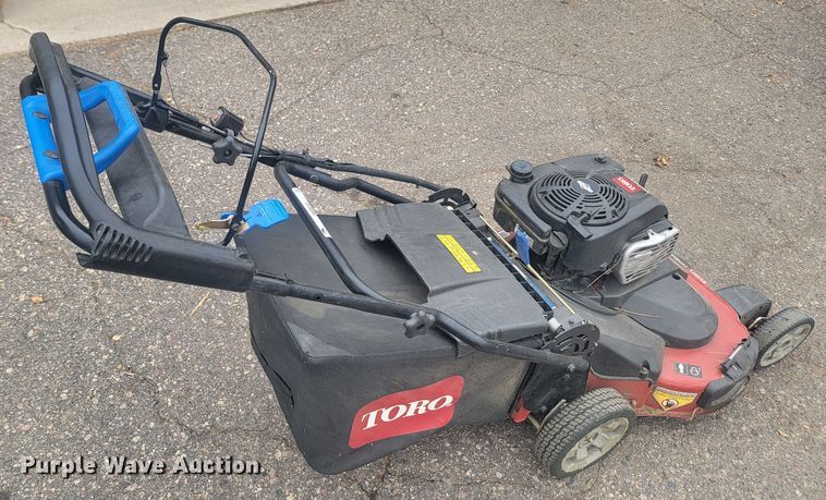 image for item JW9610 Toro TimeMaster 21199  push mower