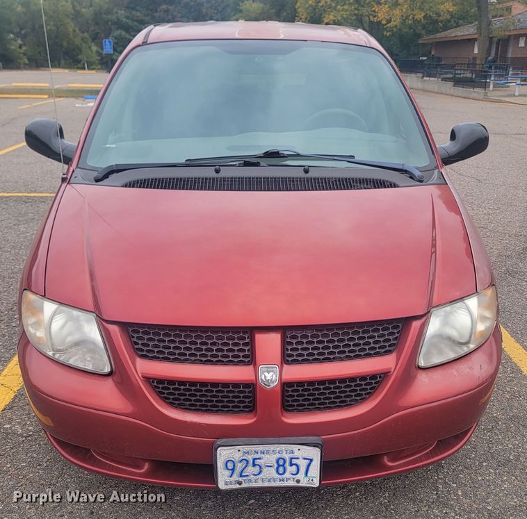 image for item JW9611 2003 Dodge Grand Caravan SE  handicap accessible van