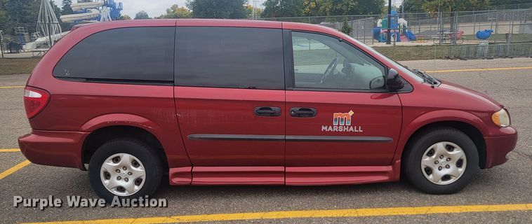 image for item JW9611 2003 Dodge Grand Caravan SE  handicap accessible van