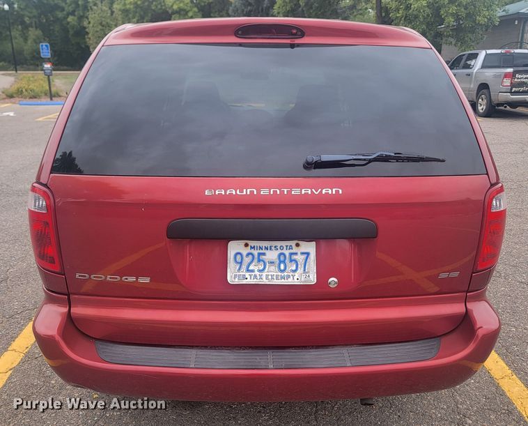 image for item JW9611 2003 Dodge Grand Caravan SE  handicap accessible van