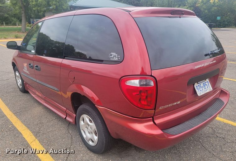 image for item JW9611 2003 Dodge Grand Caravan SE  handicap accessible van