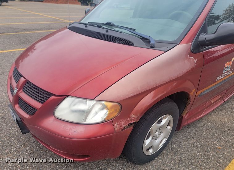 image for item JW9611 2003 Dodge Grand Caravan SE  handicap accessible van