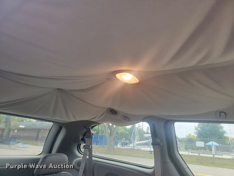 image for item JW9611 2003 Dodge Grand Caravan SE  handicap accessible van