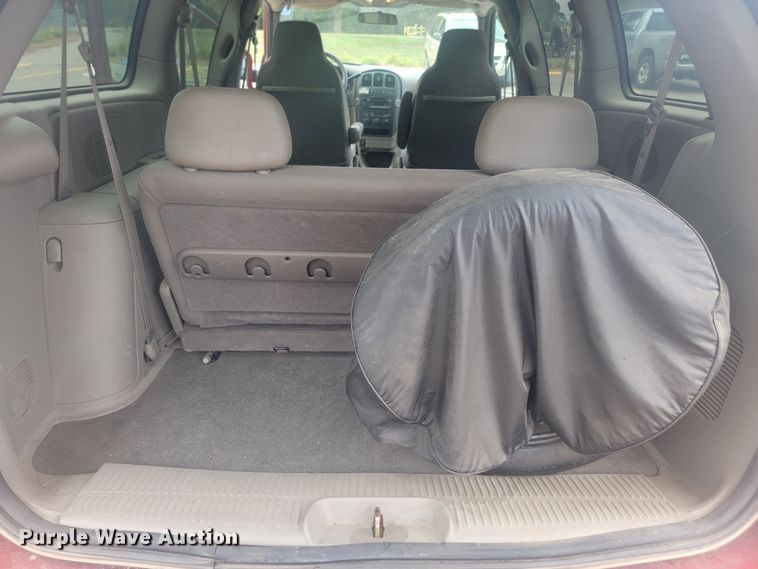 image for item JW9611 2003 Dodge Grand Caravan SE  handicap accessible van