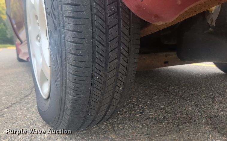 image for item JW9611 2003 Dodge Grand Caravan SE  handicap accessible van