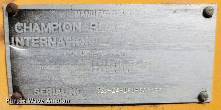 image for item JW9631 Champion  720 motor grader