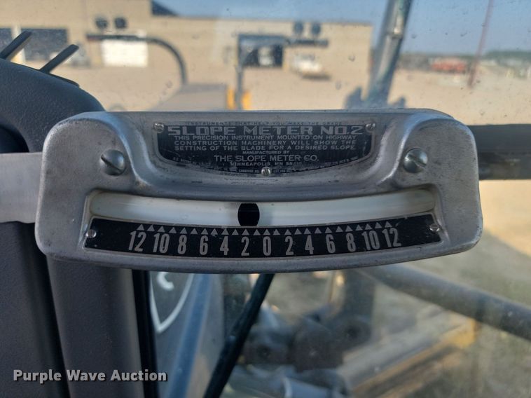 image for item JW9697 2012 John Deere 772GP  motor grader