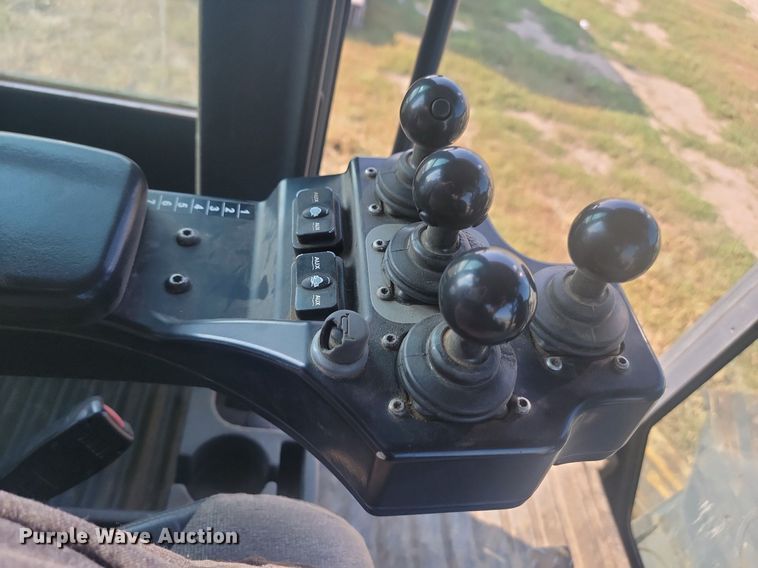 image for item JW9697 2012 John Deere 772GP  motor grader