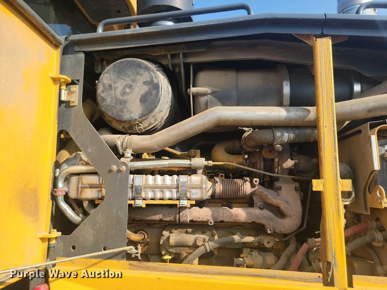 image for item JW9697 2012 John Deere 772GP  motor grader