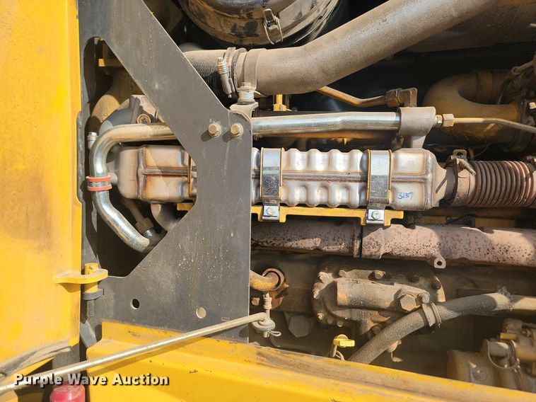 image for item JW9697 2012 John Deere 772GP  motor grader