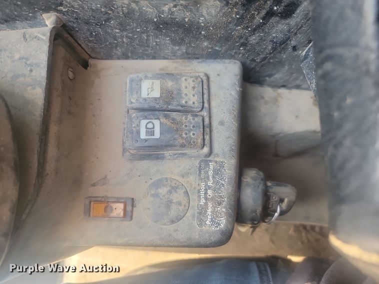 image for item JW9698 2010 Terex PT-80  tracked skid steer loader