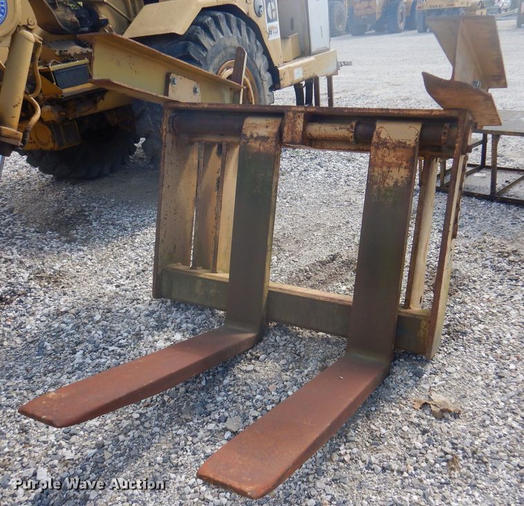 image for item JY9588 48" L pallet forks