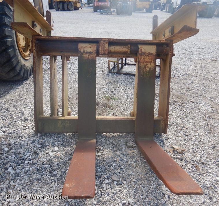 image for item JY9588 48" L pallet forks