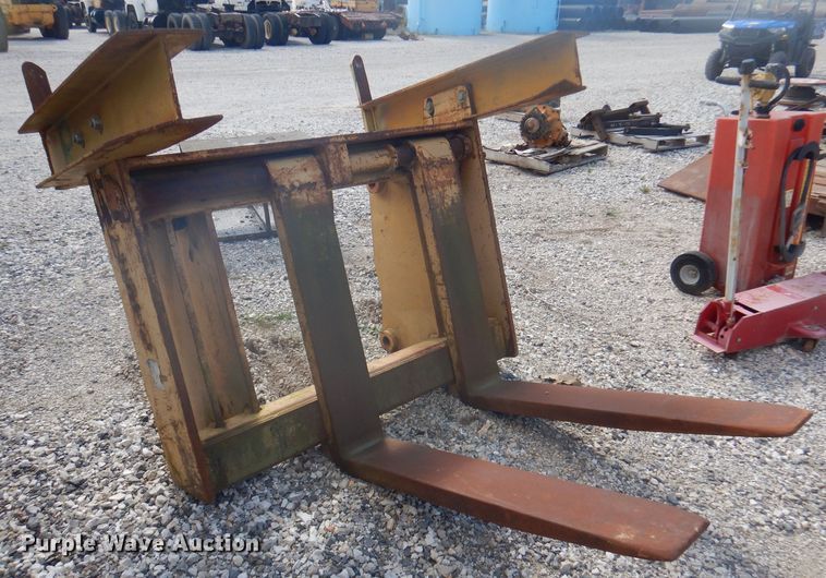 image for item JY9588 48" L pallet forks