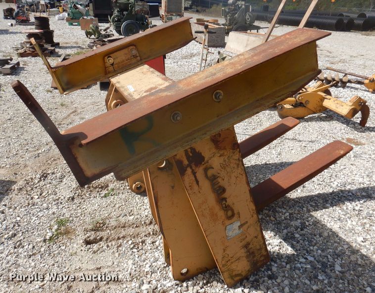 image for item JY9588 48" L pallet forks