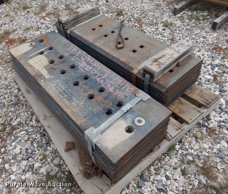 image for item JY9611 (16) Bucyrus motor grader blades