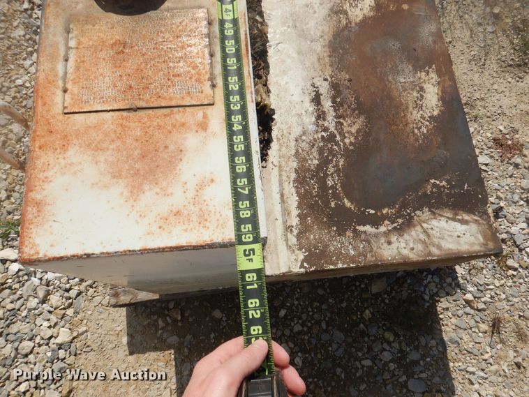 image for item JY9623 Delta  fuel tank