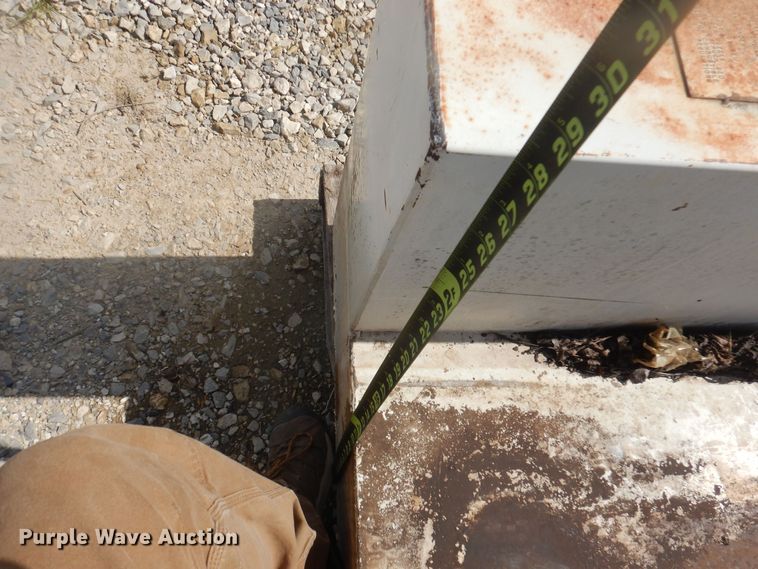 image for item JY9623 Delta  fuel tank