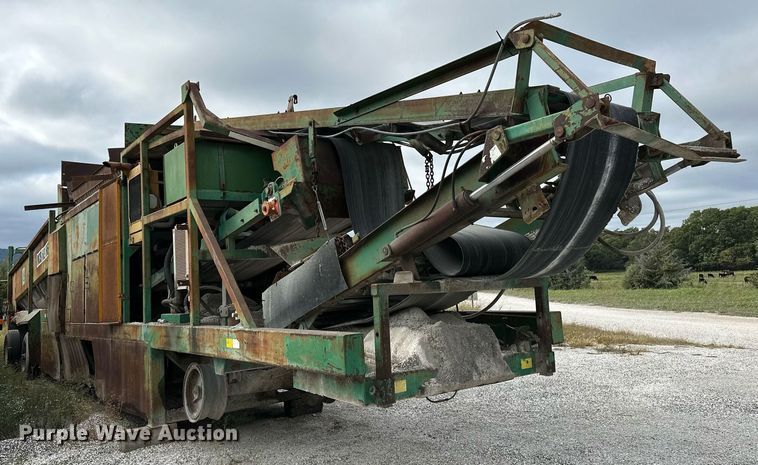 image for item JY9647 McCloskey MCB 621 RE  trommel screen