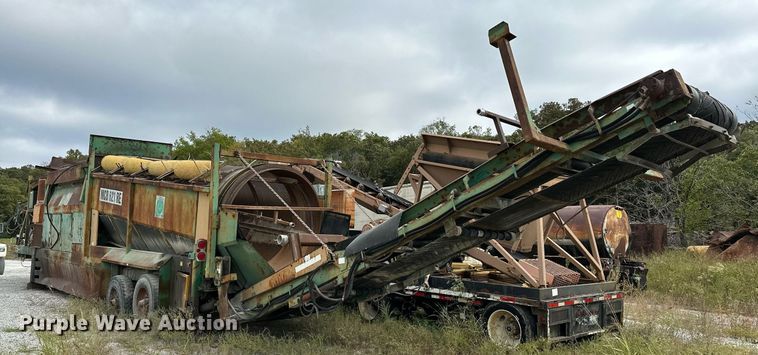 image for item JY9647 McCloskey MCB 621 RE  trommel screen