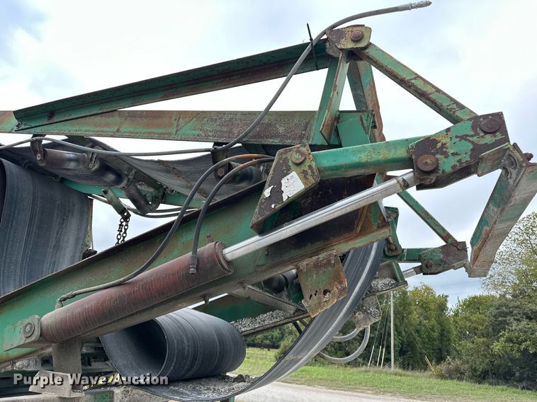 image for item JY9647 McCloskey MCB 621 RE  trommel screen