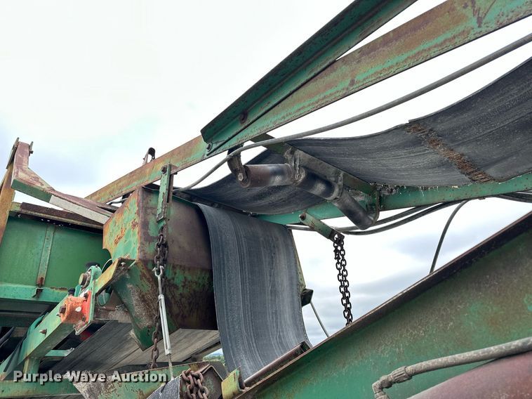 image for item JY9647 McCloskey MCB 621 RE  trommel screen