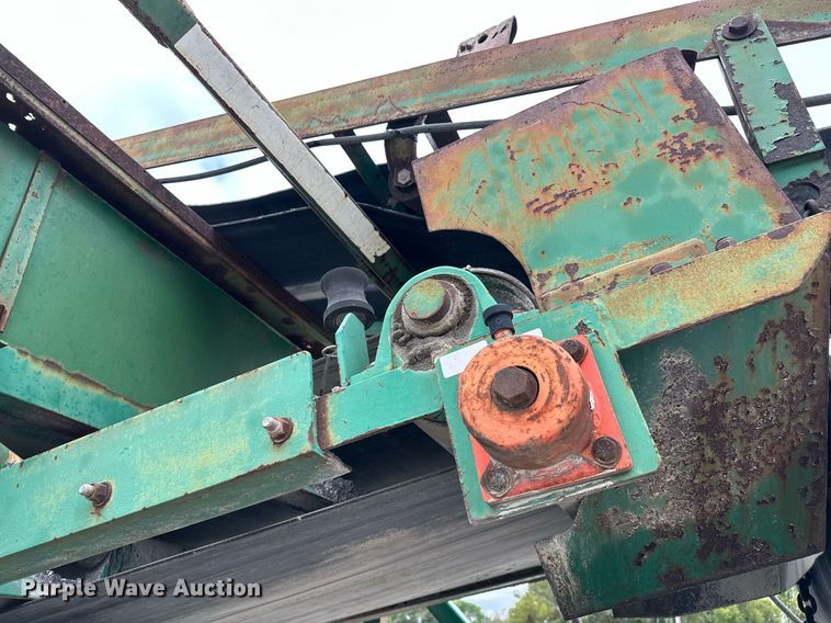 image for item JY9647 McCloskey MCB 621 RE  trommel screen