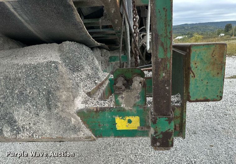 image for item JY9647 McCloskey MCB 621 RE  trommel screen